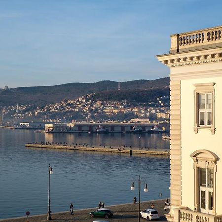 Trieste Luca'S Home Bagian luar foto